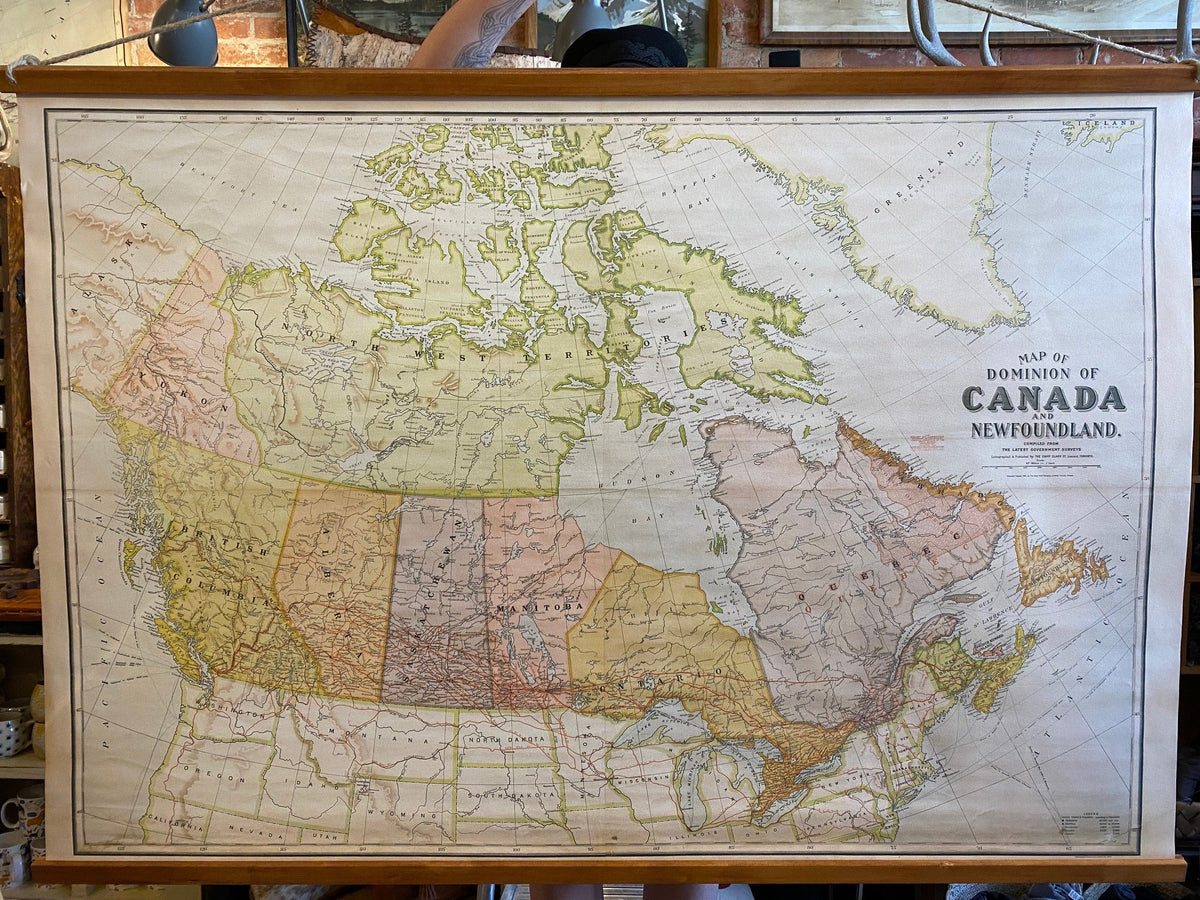 Canvas Map of Canada